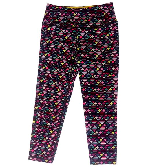 Victoria's Secret Pants - NEW S Victoria's Secret VSX Sport Capri Knockout leggings neon pixel pattern
